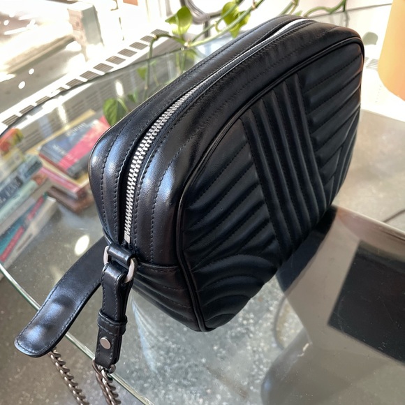 (SOLD) Prada diagramme calf skin camera bag - black - Picture 4 of 4